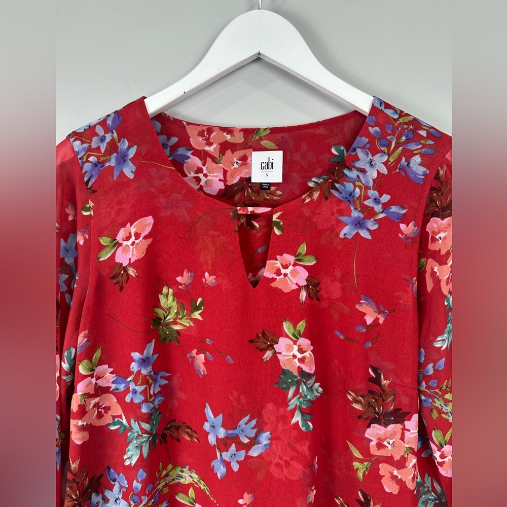 CAbi Red Floral Devoted Women’s Semi Sheer Bell Sleeve Blouse Top Shirt small - Picture 3 of 13
